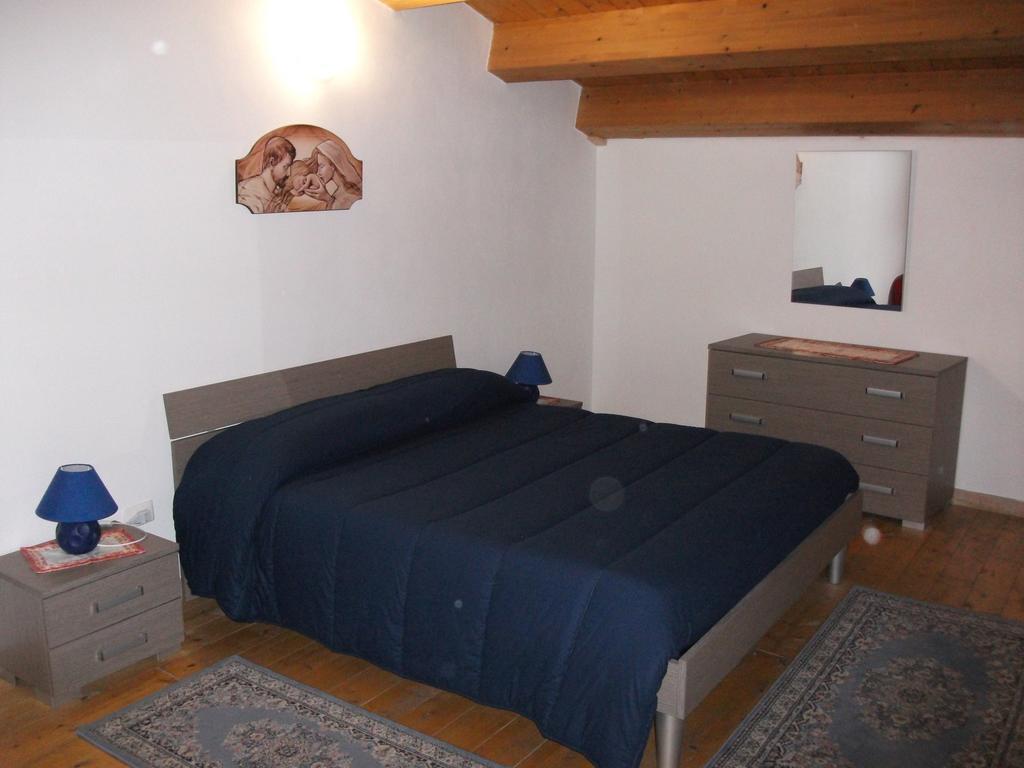 Casa Vacanze Il Quadrifoglio Ното Стая снимка